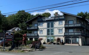 Heron's Landing Hotel Exterior